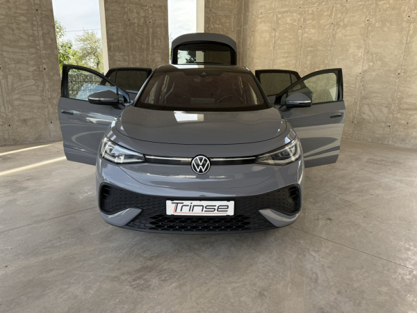 VOLKSWAGEN ID.5 Pro Performance